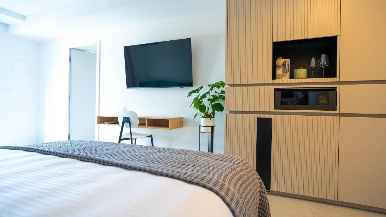 Maravida Vacation Rooms Dobrovo Exterior photo