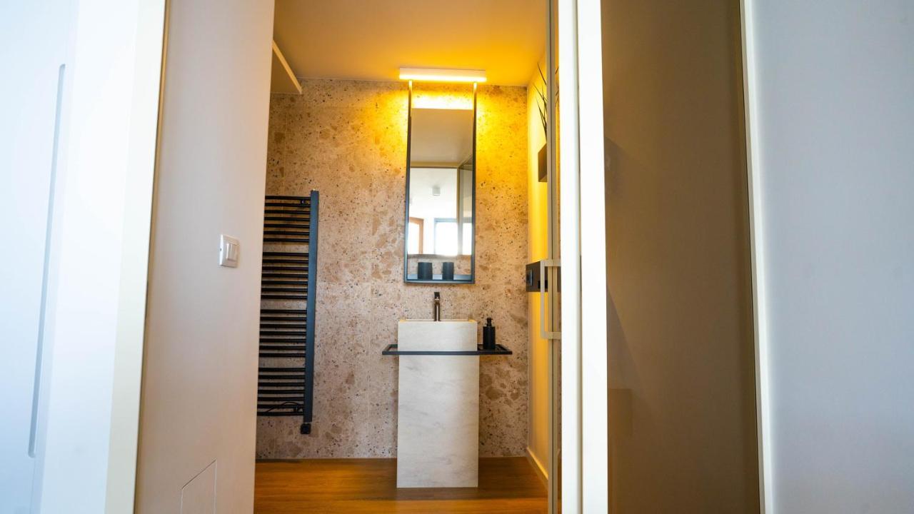 Maravida Vacation Rooms Dobrovo Exterior photo